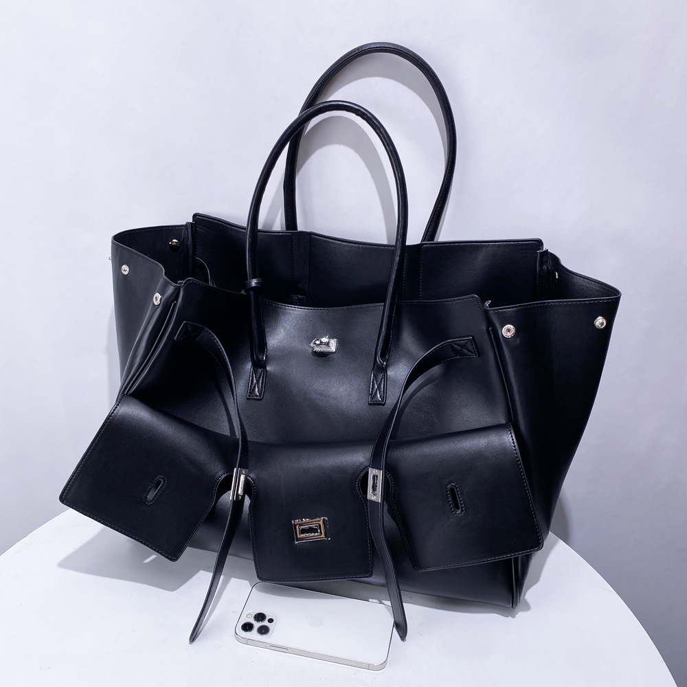 Travel Accessories Luxury Brands - 高級デザイナー大容量ロックトートクラッチトラベルバッグ本革ウィングバッグブランド女性の通勤ショルダーバッグ