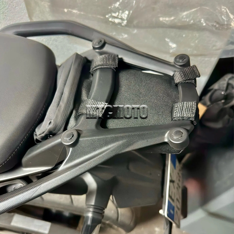 新しいオートバイアクセサリー Ducati Multistr - Travel.Accessories News のレビューと価格