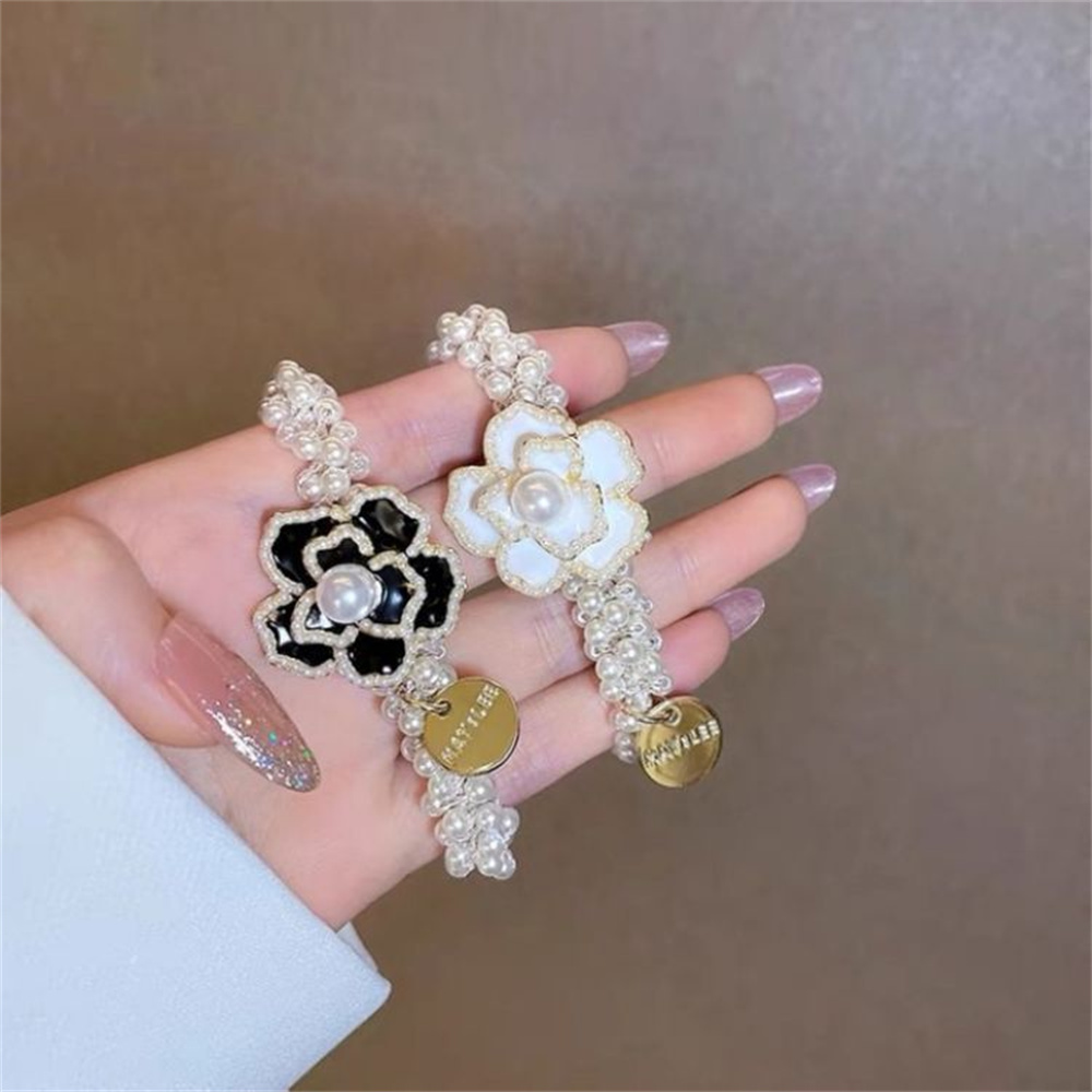 女の子と女性のための真珠と花柄のエレガントなポニーテールホル - Travel Accessories Bunnings のレビューと価格