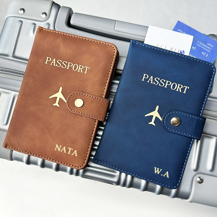パーソナライズされた名前旅行パスポート財布高級飛行機男性ビジ - Travel Accessories Gifts For Women のレビューと価格